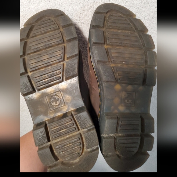 Dr. Martens Embury Dark Brown Chelsea Boots - Picture 5 of 5